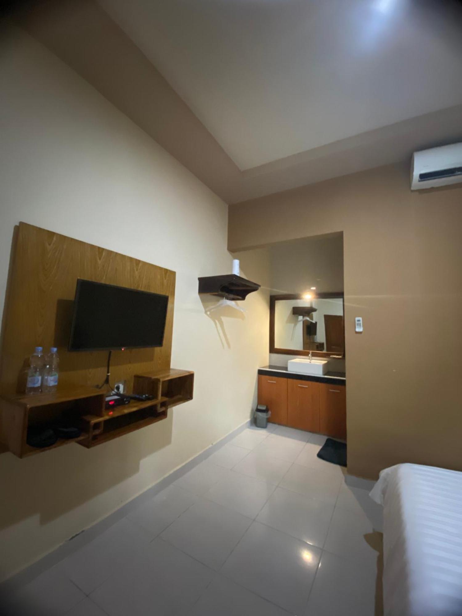 Semilir Inn Senggigi Kültér fotó
